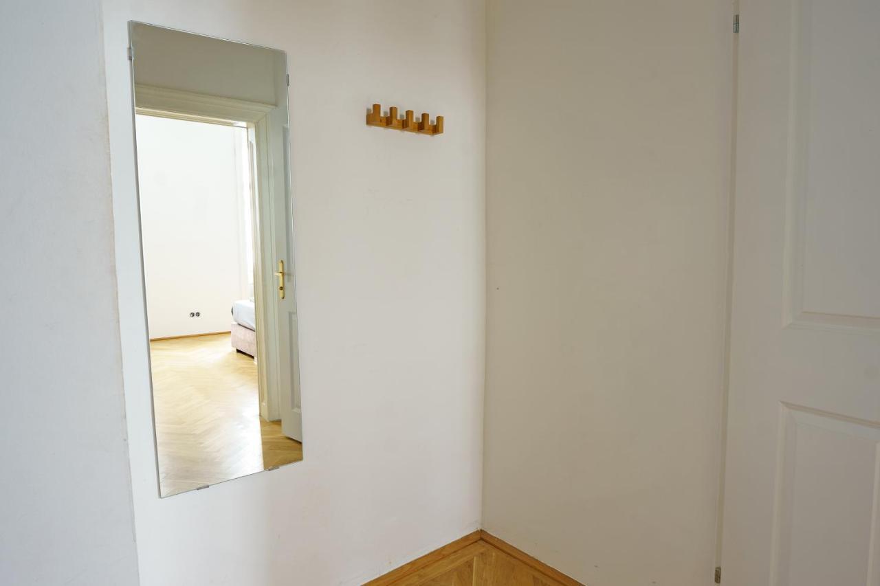 Central Living Apartments - Schoenbrunn Wiedeń Zewnętrze zdjęcie