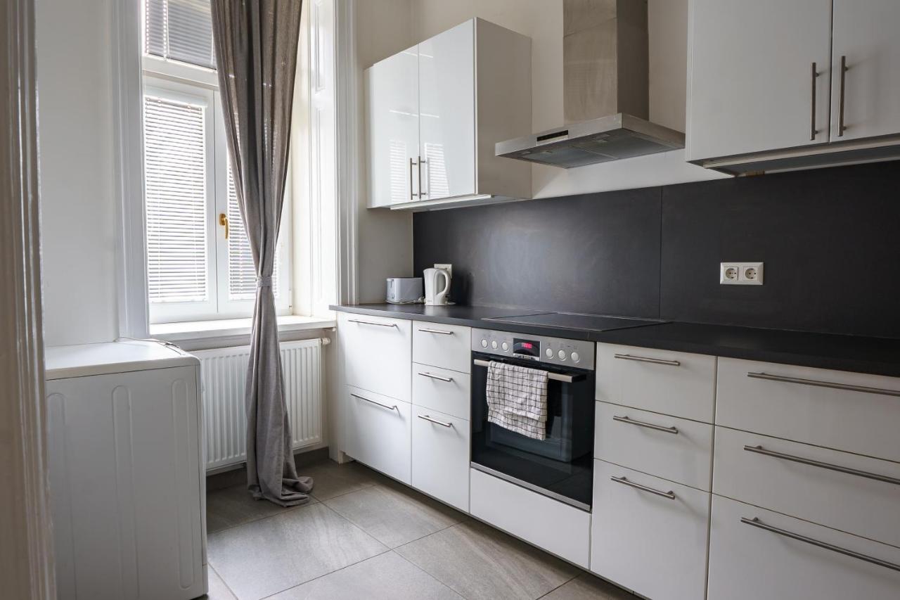Central Living Apartments - Schoenbrunn Wiedeń Zewnętrze zdjęcie