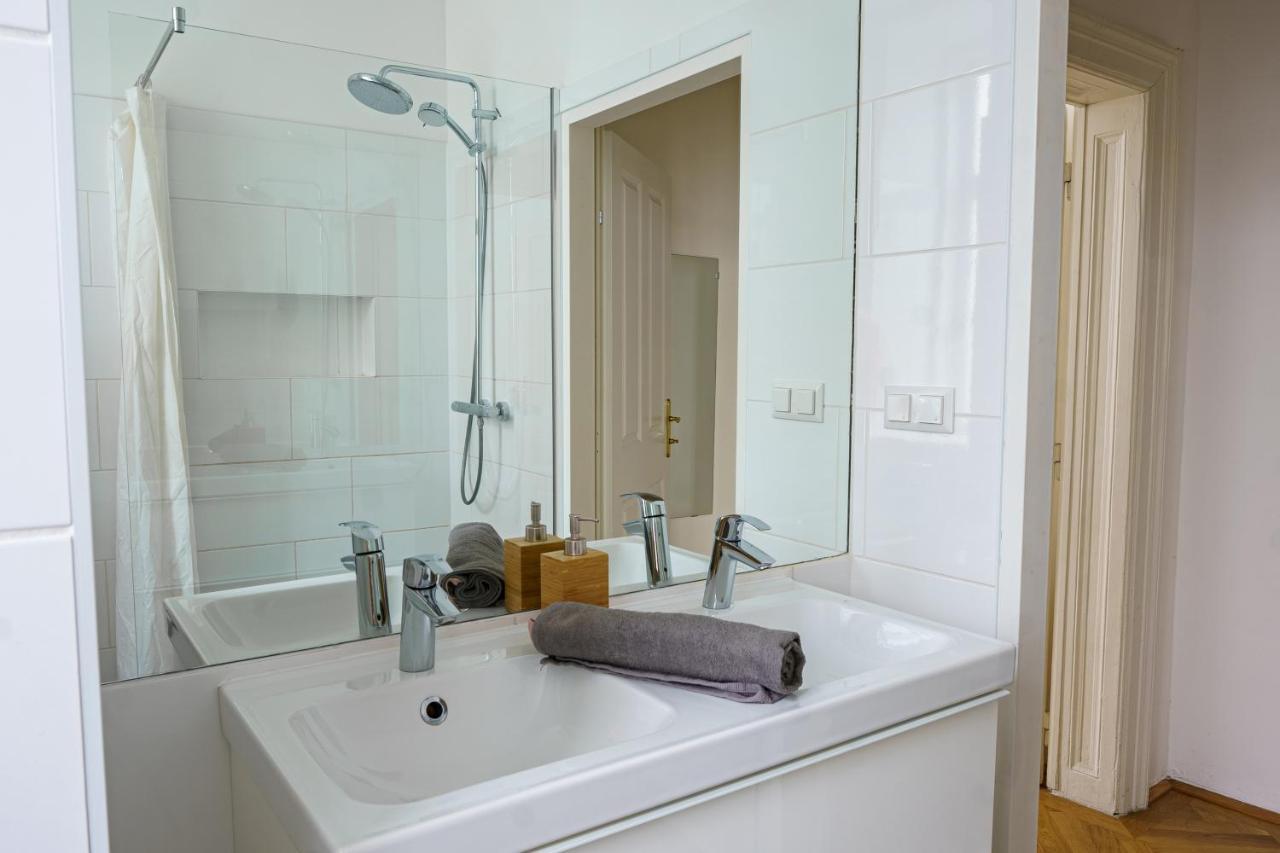 Central Living Apartments - Schoenbrunn Wiedeń Zewnętrze zdjęcie